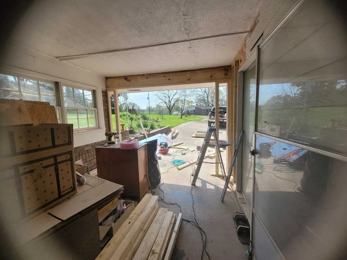 Air movers and dehumidifier for Water Mitigation Services in Spout Springs